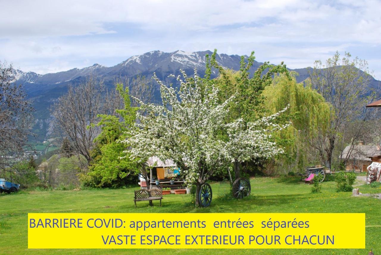 Le Clos Du Berger Le Sauze Buitenkant foto